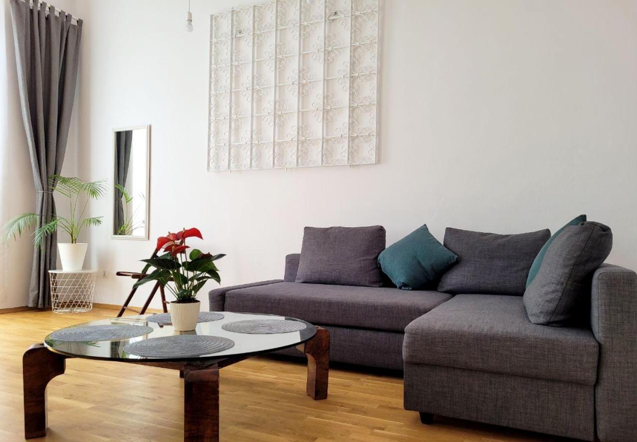 Przytulne Apartamenty W Centrum Warszawy Lok 2 Varsóvia Exterior foto